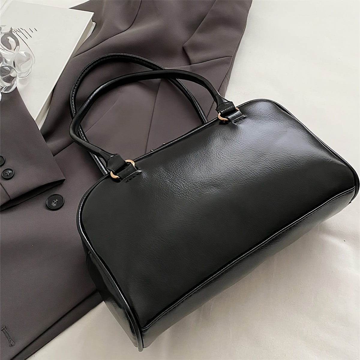 Black Bag with Exterior Pockets 